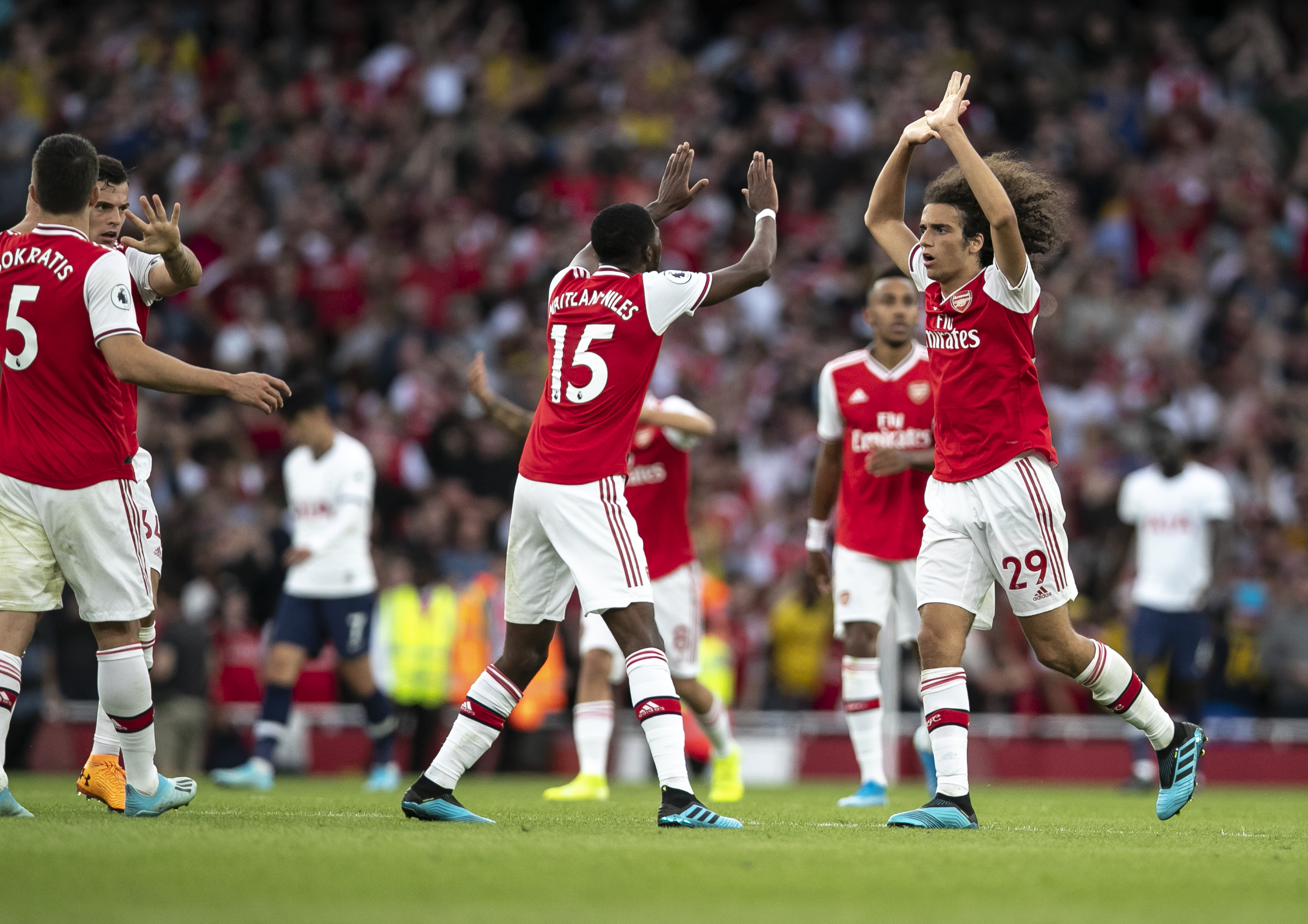 德天空：埃贝尔很欣赏卢克巴，但前者的主要目标是与于帕续约（德天空：埃贝尔看好卢克巴，但首要任务是与于帕完成续约）