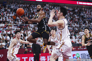 斯帕莱蒂：弗拉霍维奇会缺阵两三个月；我们要赢而且踢得漂亮（斯帕莱蒂：弗拉霍维奇将伤缺2-3个月，球队既要赢球也要踢得好看）