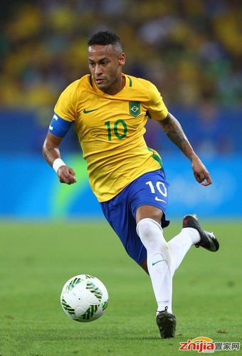 若日尼奥代表弗拉门戈赢下南美解放者杯，生涯再添重要冠军（若日尼奥随弗拉门戈夺解放者杯，职业生涯再添重磅荣誉）