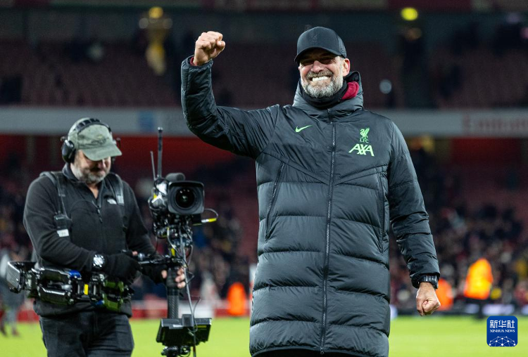 混团世界杯：日乒8-0瑞典，获六连胜，伊藤美诚让对手三局得10分（混团世界杯：日本8-0横扫瑞典，豪取六连胜，伊藤美诚三局仅失10分）