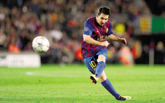 迈阿密国际与温哥华白浪总决赛上演梅西vs穆勒之战，双方实力强劲，看点十足，引发广泛关注。（梅西对决穆勒！迈阿密国际vs温哥华白浪总决赛强强碰撞，备受瞩目）